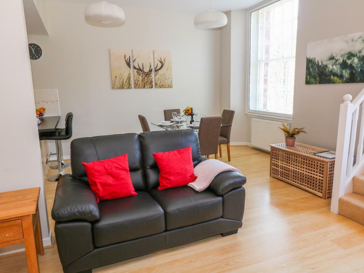 شقة 12 Keathbank Court Blairgowrie and Rattray المظهر الخارجي الصورة